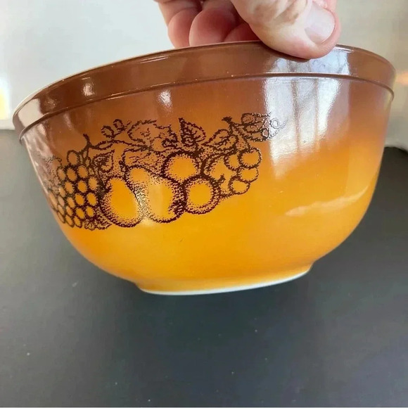 Vintage Pyrex 2 1/2 QT. Old Orchard Mixing Bowl #403 With Glass Lid - Picture 12 of 16
